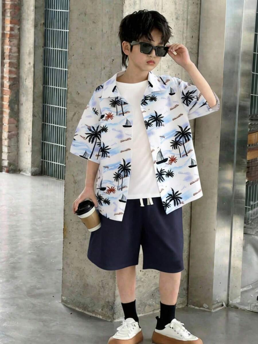 SHEIN Bộ 2 món áo sơ mi ngắn tay và quần short in họa tiết phong cách thường ngày thoải mái cho bé trai tuổi teen, thích hợp mặc đi nghỉ mát, mùa xuân. - Nhiều màu - Xem 1