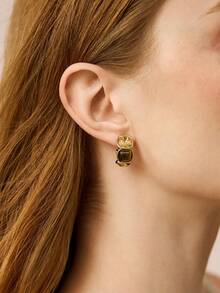 MOTF PREMIUM 轻奢时尚方形虎眼石拼接耳钉 女款，港式气质美拉德耳环 - 金色 - 查看 3