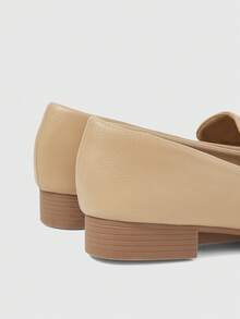 Sleekvia 女士金属设计休闲百搭时尚平底鞋 - 卡其色 - 查看 5