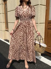 Solivie 女士斑马纹褶皱花瓣袖腰带中长连衣裙 - 棕色 - 查看 7