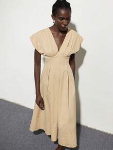 Aveloria Modichic Oversized Padded Shoulder Cap Sleeve Cinched Waist Pleated Dress, Beige Tone Long Dress For Women - Khaki - View 4