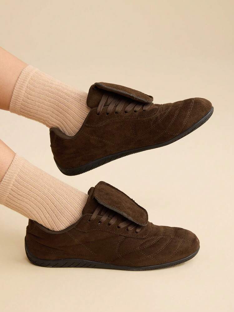 CUCCOO EASI Women's Solid Color Flat Shoes Daily Wear Lace-Up Round Head Casual Shoes