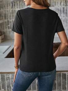 SHEIN LUNE Áo thun nữ cổ tròn tay ngắn kẻ sọc phối nhiều màu, kiểu dáng thường ngày, có túi, thích hợp mặc đi học, áo thun nữ tay ngắn kẻ sọc, áo thun nữ mùa hè. - màu đen - Xem 2