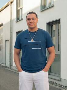 Manfinity EZcore Camiseta Masculina Casual de Manga Curta com Gola Redonda e Estampa de Letra, Plus Size, Verão - Azul - Visão 1