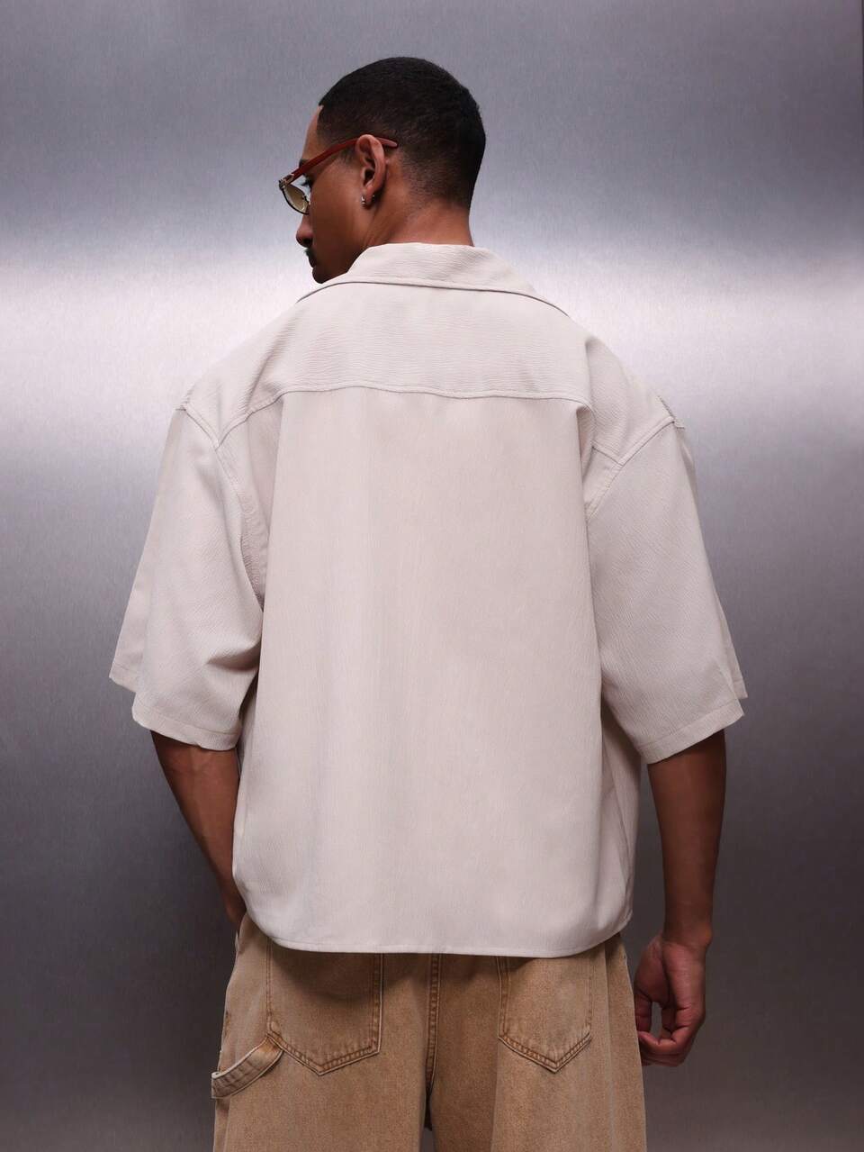 PLAYBOY X SUMWON Chemise à manches courtes boutonnée texturée pour hommes, col classique, poche poitrine, coupe régulière, décontractée pour le printemps et l'été