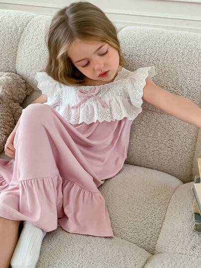 Dazy Kids Áo ngủ mặc nhà mùa hè cho bé gái, phối màu, có nơ trang trí.