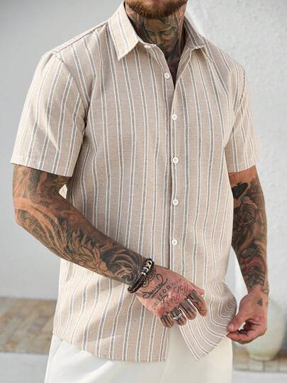 Manfinity CasualCool Men's Casual Striped Short Sleeve Single-Breasted Commuter Shirt