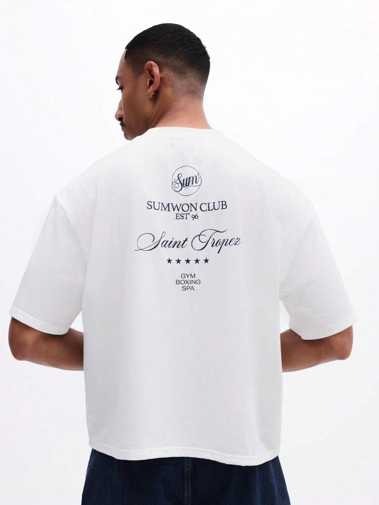 Camiseta de algodón de manga corta con cuello redondo y ajuste boxy, con estampado gráfico del Club de Saint Tropez, moda de verano y ropa urbana para hombre