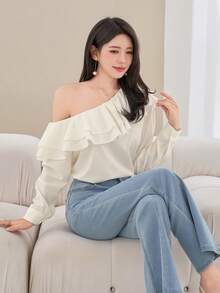 DAZY Blusa feminina elegante de cor sólida com babados nos ombros, ideal para primavera/verão. - Branco - Ver 8