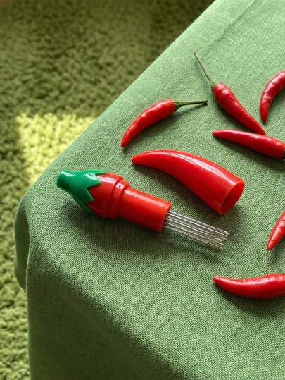 Joivida 1pc Multi-Purpose Toothpick Box Pepper Shaped Plastic Household Sewing Needle Storage Sewing Accessory Storage Box