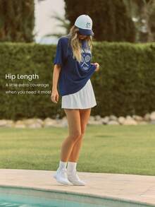 GLOWMODE Áo thun dài đến hông chất liệu cotton Pima, siêu mềm, nhẹ, co giãn, dáng rộng, họa tiết retro phía trước, cổ tròn, thích hợp cho tennis, golf, pickleball, mặc hàng ngày. - Dark Blue - Xem 4