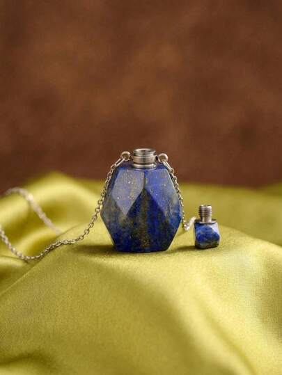 Joivida 1pc,The Carved Crystal Perfume Bottle Is Suitable For Both Men And Women And Is Designed As A Pendant. Please Note That Natural Stones May Have Internal Cracks And Small Mineral Particles. Suitable For Valentine's Day, New Year, Easter, Birthday Gifts, Party Occasions