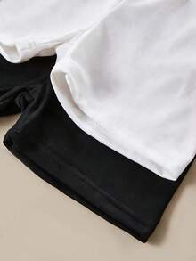 SHEIN Vintaside Kids 2件套少女可爱舒适多色打底裤，适合春夏休闲、运动和休闲穿着，简约舒适白色短裤套装 - 黑與白 - 查看 5