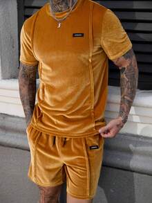 Manfinity CasualCool Men's Casual Letter Print T-Shirt And Shorts Set, Summer - Gold - View 4