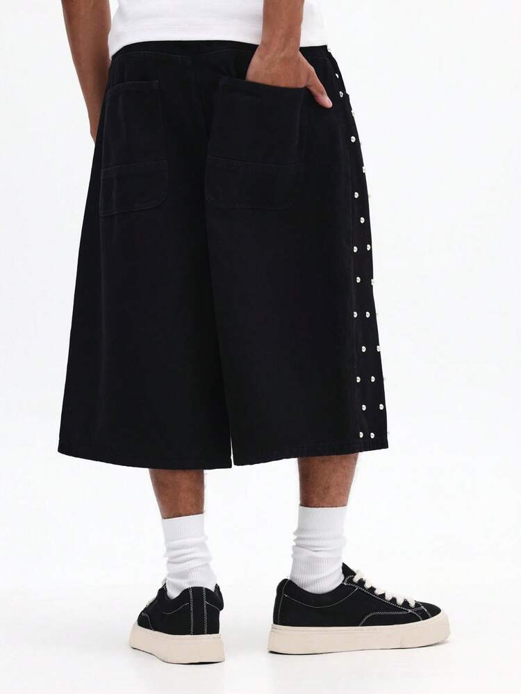 Herren schwarze Jeans-Shorts mit Nieten, weite Passform, Metalldekoration, Sommer Festival Casual Jorts