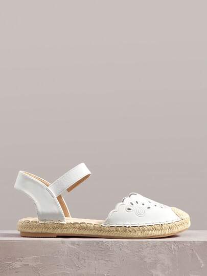 Styleloop Women's Bohemian Style Casual Drawstring Flat Sandals