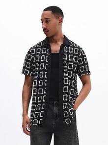 SUMWON 男士几何圆形图案短袖衬衫，夏季休闲款 - 黑色 - 查看 5