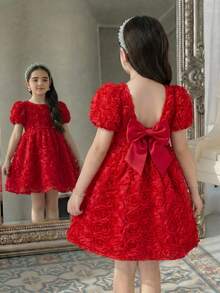 SHEIN Đầm bé gái không tay, màu trơn, cổ đính ngọc trai, dáng chữ A, trang trí nơ hoa hồng 3D, màu đỏ, dễ thương, thanh lịch, ngọt ngào và thời trang, thích hợp mặc đi dự tiệc, lễ hội, sinh nhật, du lịch gia đình, kiểu Ramadan, mẹ và con gái, chị em gái. - Đỏ - Xem 9
