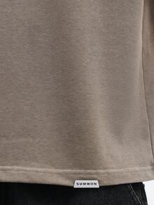 SUMWON Áo tank top nam dáng ngắn Chicago 06 không tay cổ tròn, chất liệu cotton pha, kiểu dáng casual mùa hè, thêu chữ, dáng rộng, phong cách đường phố đô thị. - Màu Khaki - Xem 5