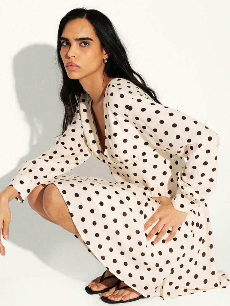 KSTM Robe portefeuille à manches longues et col V avec imprimé pois et volant à l'ourlet, pour un port casual au quotidien en automne et hiver pour femmes