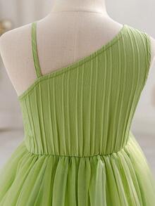 Glamorique Kids Young Girl Spring/Summer New Wave Splice Mesh Waist Belt Bow Design Elegant Party Off-Shoulder Dress Cocktail Dress For Kids Green Party Dress One Shoulder Dress Kids Party Dresses For Girls Girls Ruffle Dress Girls Party Dress Green Tutu Dress Birthday Dresses For Girls Toddler Girl Dress Kids Formal Dress Ball Gown For Kids Green Dress For Girls Toddler Formal Dress Girl Party Dress Girls Dress - Green - View 3