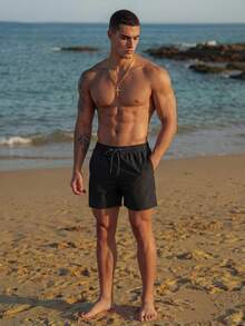Manfinity EZcore Plusstorlekar Herr Enfärgade Strandshorts med Dragsko och Ficka i Midjan Herrshorts med Dragsko och Badshorts - Svart - Visa 2