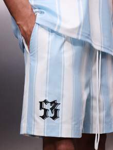 PLAYBOY X SUMWON 男士条纹夏季足球短裤，饰有品牌标志，弹性腰带，休闲百慕大风格运动服 - 藍色 - 查看 7