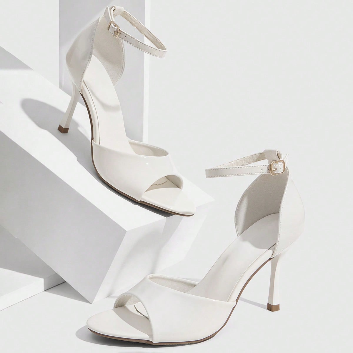 Zapatos de mujer para primavera y verano, nuevos sandalias de tacón alto con puntera abierta en beige, con diseño de cola de caballo, elegantes, có