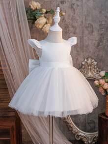 SHEIN Glamorique Kids 優雅白色花童女嬰公主洋裝，夏季網紗蓬蓬裙搭配3D花卉裝飾與荷葉袖，適用於生日派對、婚禮、洗禮、節慶 - 白色 - 查看 8