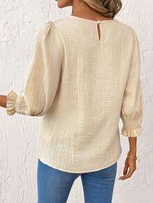 SHEIN Clasi 女士纯色圆领褶皱休闲舒适衬衫，适合日常穿着，春夏款 - 杏色 - 查看 2