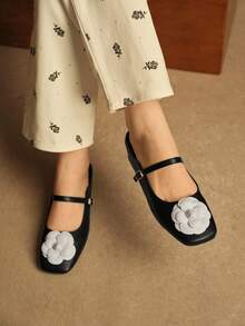Rosivie 3D Floral Decor Square Toe Comfortable Casual Flat Shoes, Suitable For Daily Commute - Black and White - View 5