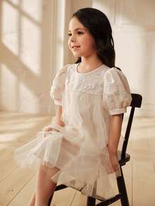 SHEIN 女童纯色圆领泡泡袖A字网纱连衣裙，适合日常外出、居家休闲、参加派对和晚宴；刺绣爱心亮片泡泡袖纯色浅杏色公主裙；香槟色童装；象牙色童装；象牙色女童连衣裙；奶油色女童连衣裙；女童泡泡袖连衣裙；象牙色女童连衣裙 - 杏色 - 查看 5