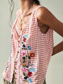 SoleilVie 女士粉色格子刺绣衬衫 - 无袖方领流苏系带前襟花卉刺绣夏季衬衫 - 粉色 - 查看 6