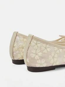 CUCCOO HITCHD Zapatos de ballet con punta puntiaguda, malla transpirable y lazo. Zapatos elegantes y versátiles de color beige con diseño slip-on para dama - Beis - Ver 12