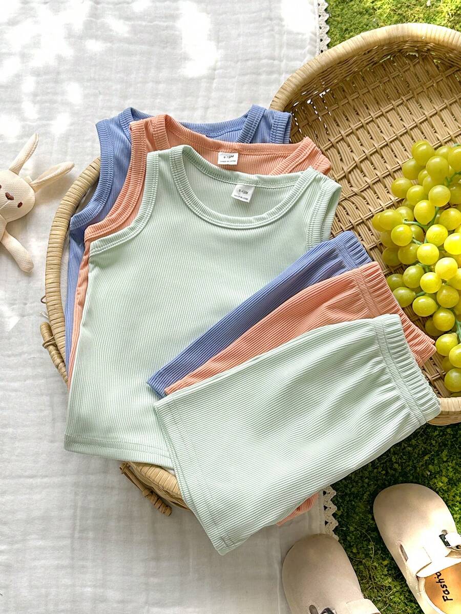SHEIN Vintaside Kids Bộ quần áo mùa hè 6 món cho bé trai, gồm 3 màu: đen, trắng, áo vest kẻ sọc và quần short, thoải mái, giản dị, đa năng, phù hợp mặc hàng ngày. - Nhiều màu - Xem 1