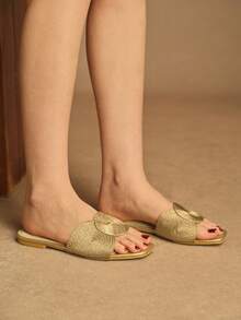 Rosivie Women's Fashion New Embroidered Slip-On Flat-Bottomed Square Toe Sandals - Gold - View 2