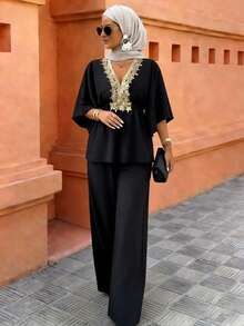 SHEIN Elenzya 女士优雅V领蕾丝拼接露肩袖上衣搭配纯色阔腿裤两件套，春秋季 - 黑色 - 查看 8