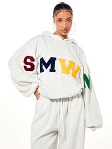 SUMWON WOMEN Quần jogger nữ màu xám dáng rộng in chữ nổi bật với chi tiết chữ màu sắc, chủ đề World Cup - Xám - Xem 1