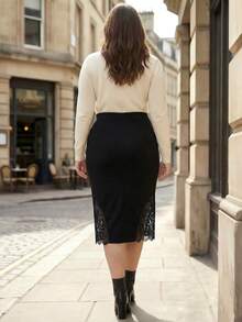 ELLERISSA Curve Elegant Contrast Lace Hip Detail Pencil Skirt For Women, Black High Waist Lace Trim Bodycon Midi Skirt, Work Formal Skirt, Plus Size Bottoms For Women, Office Outfits, Wedding Guest Skirts, Lace Pencil Skirt, Professional Wear, Casual Daily Wear, Vacation Outfits, Lace Midi Skirt - Black - View 2