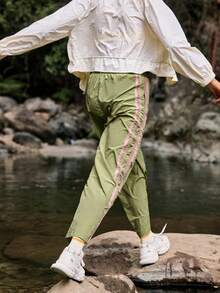 Medorelle 女士户外运动撞色蕾丝边裤 - 0.霧綠 - 查看 4