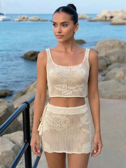 Swim Chiccia 杏色镂空提花花卉植物元素设计背心，腰部流苏抽绳系带半身裙，女士优雅度假沙滩两件套