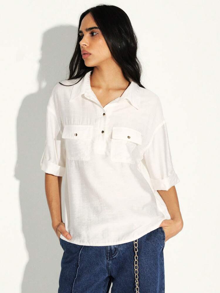 KSTM Blusa blanca con botones y bolsillos en el pecho, con mangas enrollables para uso casual en la oficina y estilos de fin de semana