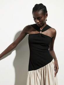 Aveloria Modichic 不对称拼接金属扣褶裥无肩带无袖连衣裙，收腰设计，简约优雅，适合派对等场合，百搭连衣裙 - 彩色 - 查看 2