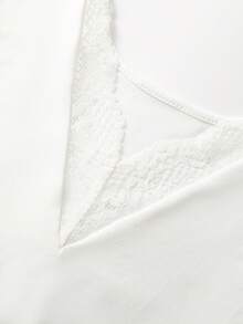 EMERY ROSE Women's Solid Color Contrast Lace Fitted Camisole - White - View 3