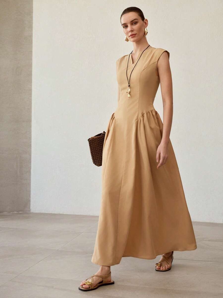 MOTF PREMIUM V领收腰无袖拼接极简休闲连衣裙 - 棕色 - 查看 1