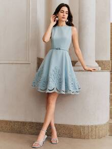 Đầm ngắn dáng chữ A không tay cổ tròn màu xanh dương trơn thanh lịch dành cho nữ của Anewsta, vạt bèo bất đối xứng, kèm thắt lưng da PU cùng màu, thích hợp cho mùa xuân/hè, đi biển, nghỉ lễ, đám cưới, đi học và các dịp hàng ngày. - Màu xanh lam - Xem 4