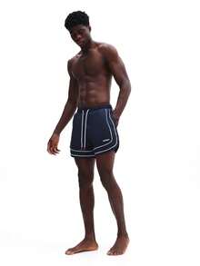 SUMWON Quần bơi nam màu xanh hải quân, gấu quần cong, viền trắng tương phản, thích hợp cho mùa hè đi biển, cạp chun. - Màu xanh hải quân - Xem 3