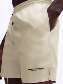 SUMWON Quần bơi nam ống đứng có chun co giãn và dây rút, thích hợp cho đi biển, bơi lội mùa hè và nghỉ mát. - Màu be - Xem 5