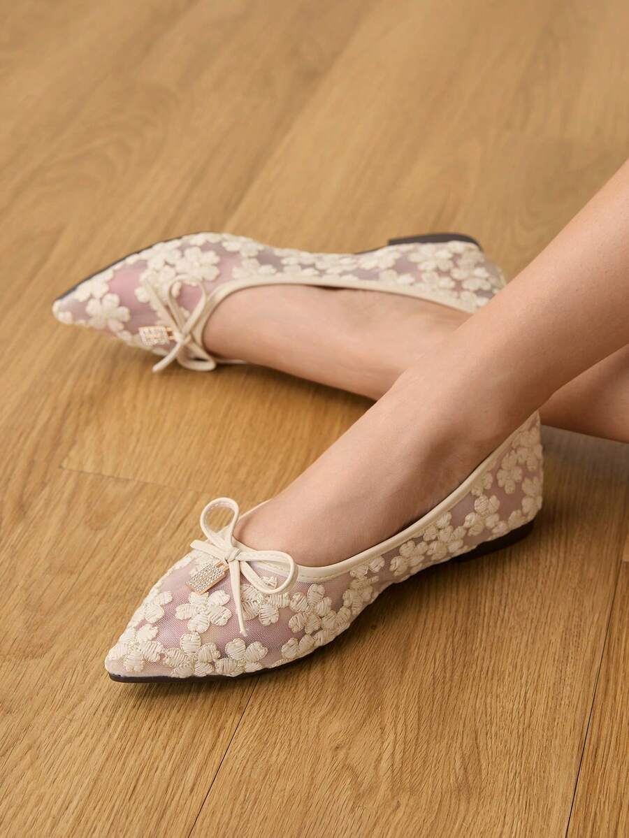 CUCCOO HITCHD Zapatos de ballet con punta puntiaguda, malla transpirable y lazo. Zapatos elegantes y versátiles de color beige con diseño slip-on para dama - Beis - Ver 1