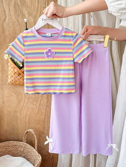 SHEIN Vintaside Kids 2件套女童（小号）纹理面料T恤，饰有3D立体花卉图案，搭配休闲裤，适合居家及休闲外出穿着